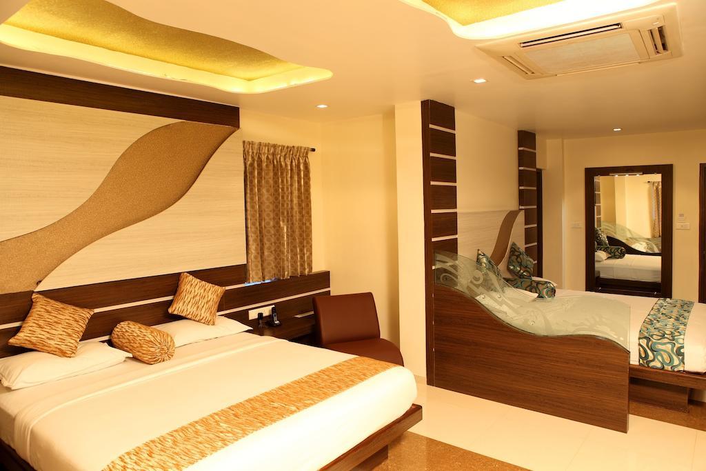 Sbs Grand Hotel Coimbatore Room photo